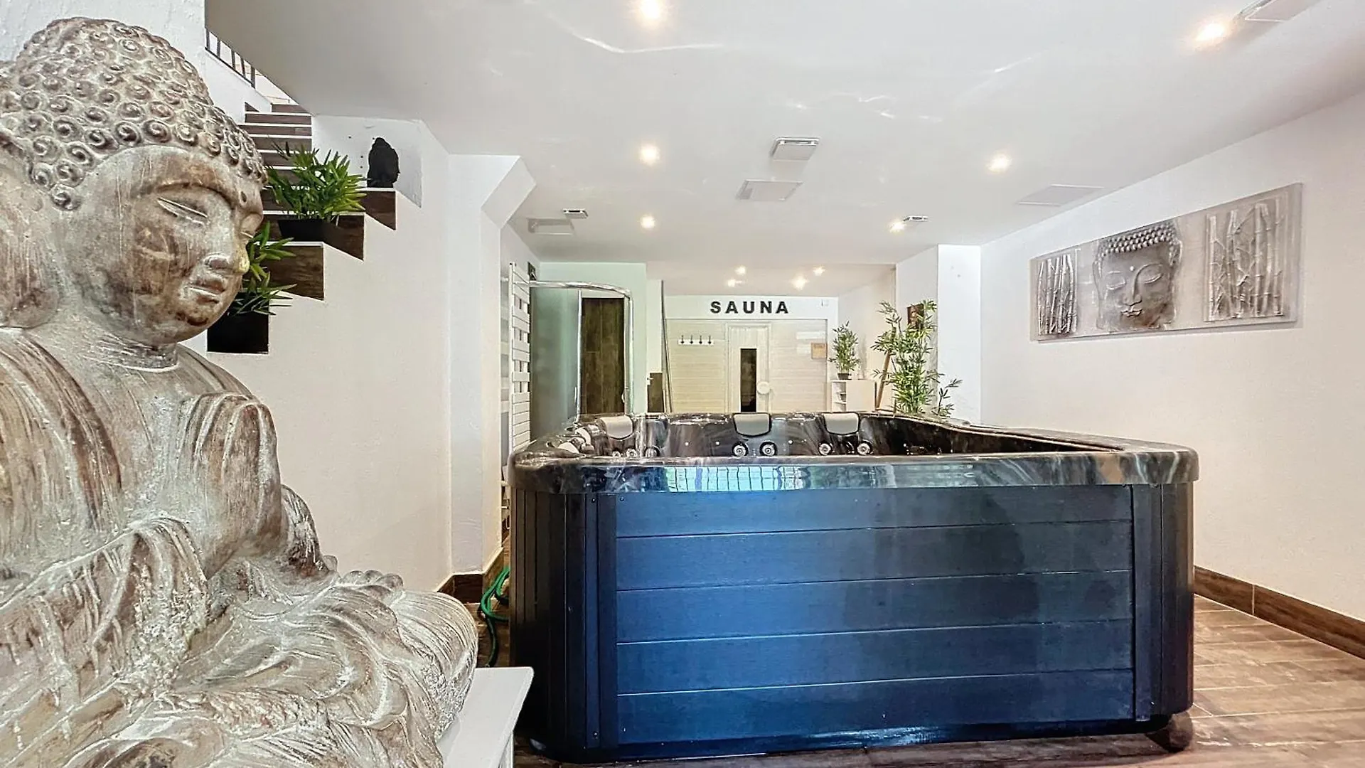 Villa-Piscine-Tennis-Spa-French Riviera Auribeau-sur-Siagne